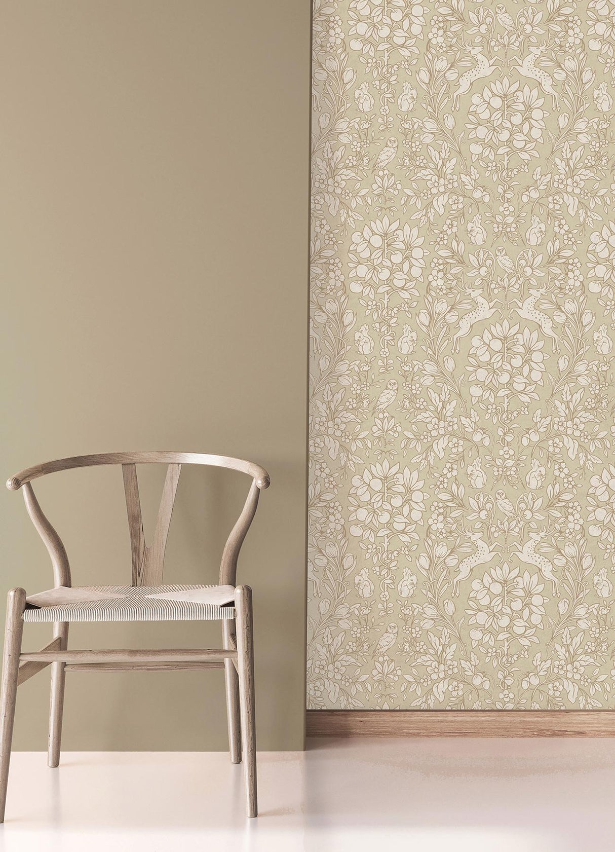 Brewster Home Fashions Brewster Archive Collection Flowers Beige/Gold Wallpaper