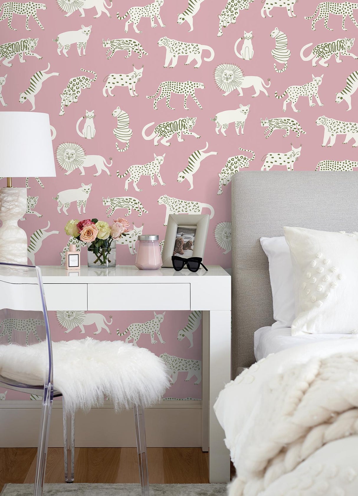 Brewster Home Fashions Leah Duncan Leah Duncan Nuwallpaper Novelty Pink Wallpaper