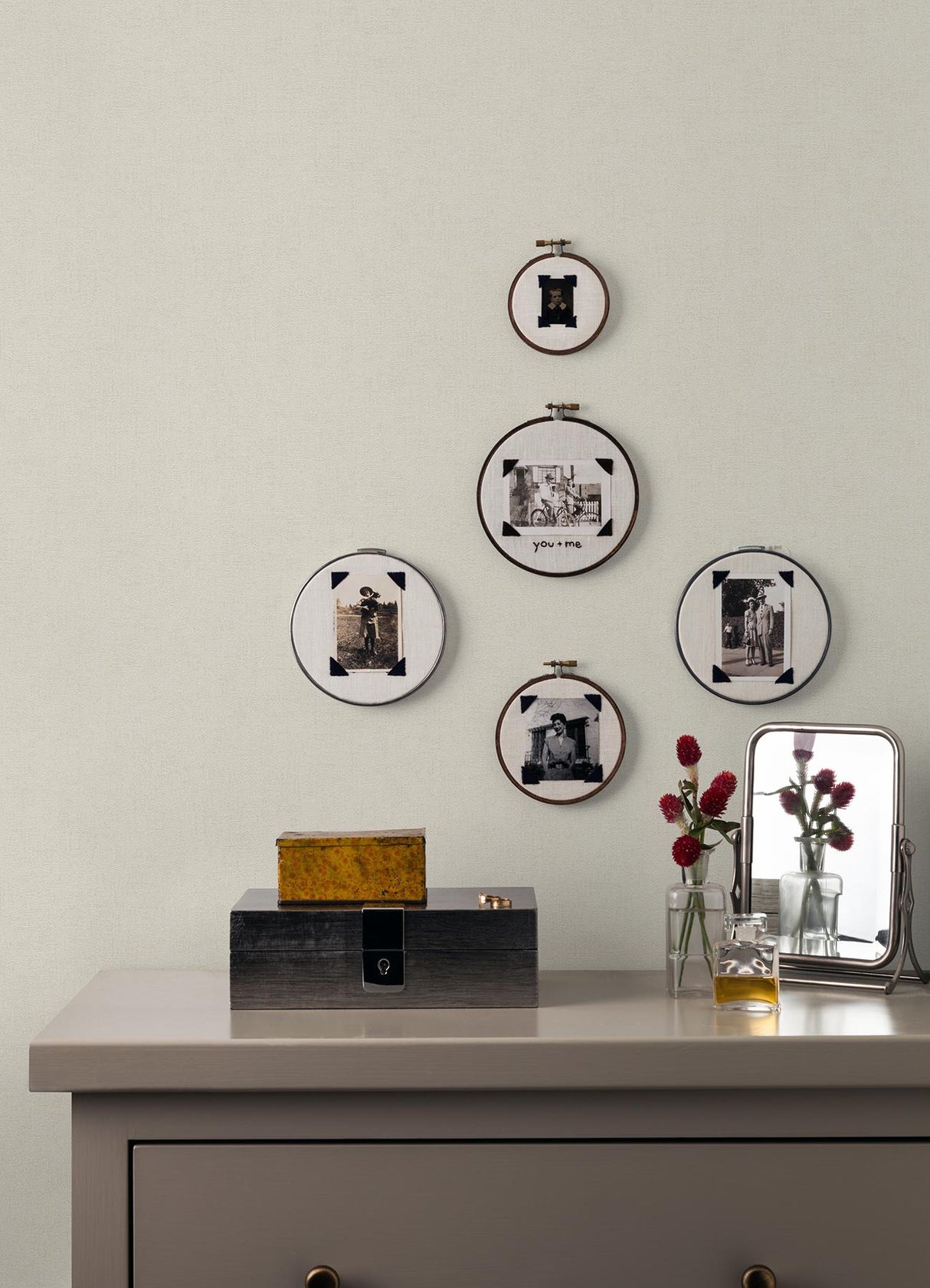 Brewster Home Fashions Advantage Titanium Distressed Textures Cream Wallpaper