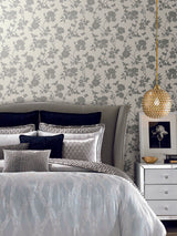 Candice Olson Flutter Vine White/Silver Wallpaper