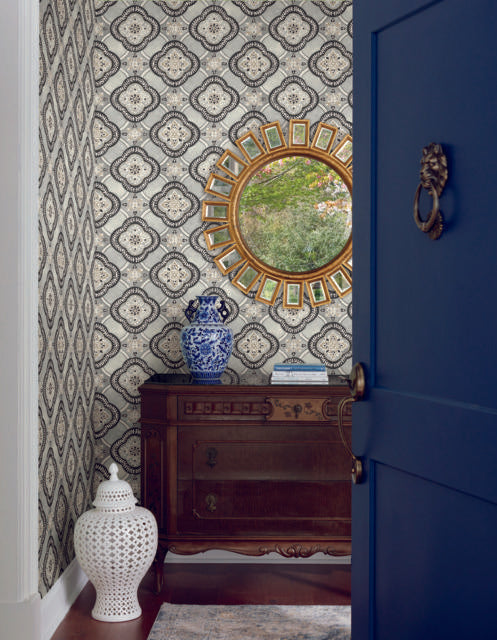 York Garden Trellis Onyx Black/Grey Wallpaper