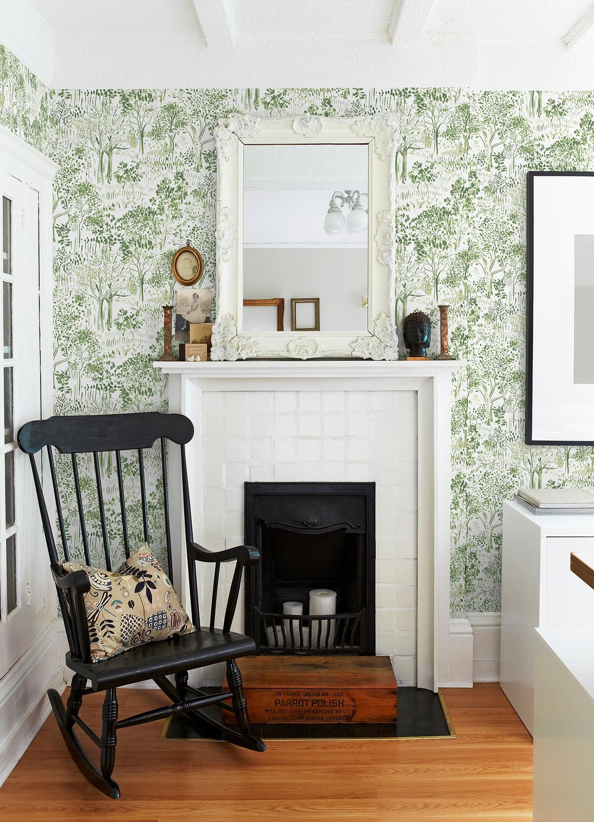 Brewster Home Fashions Chesapeake Thoreau Trees Green Wallpaper