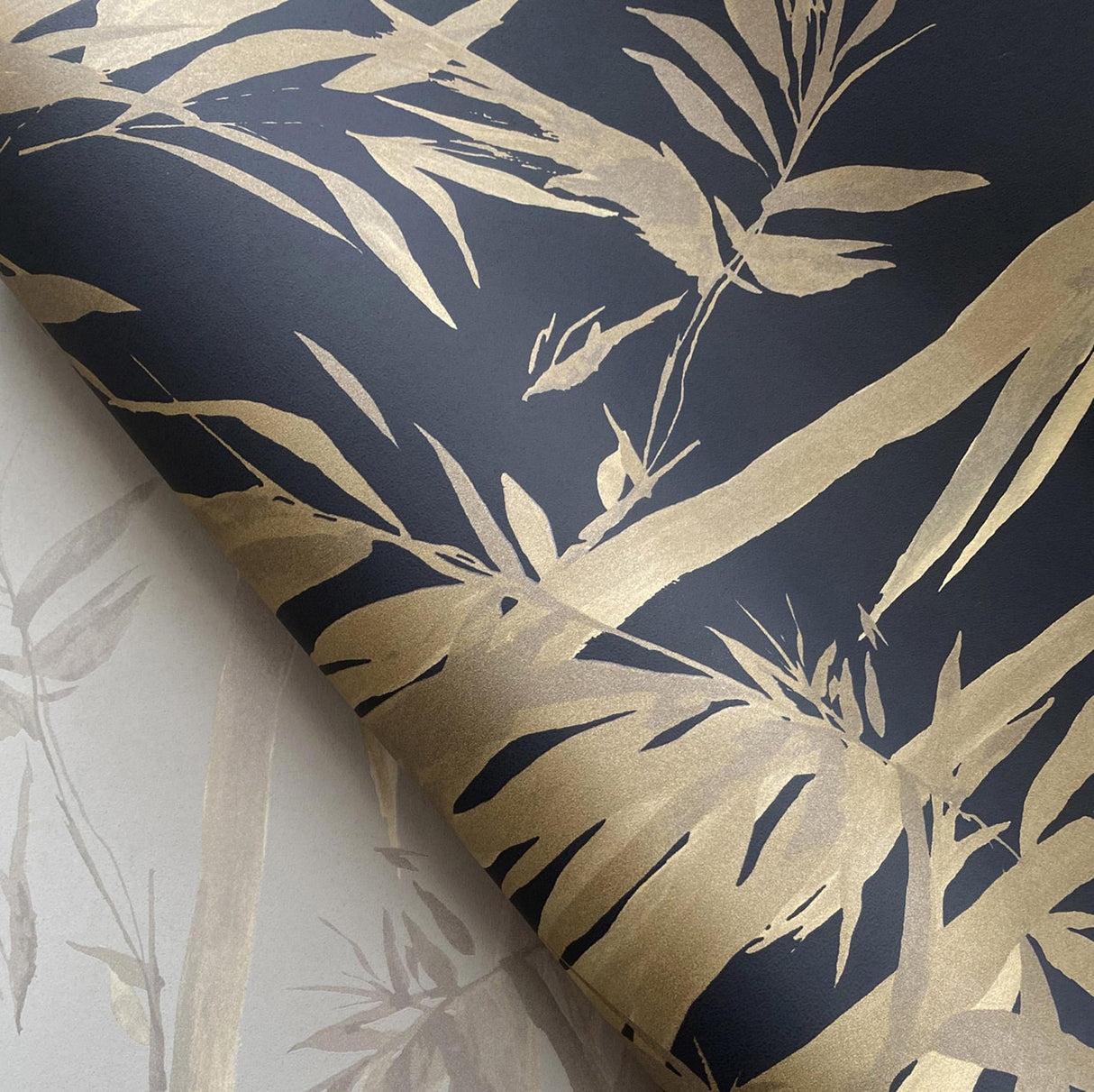JF Fabrics 8205 39 Wallpaper
