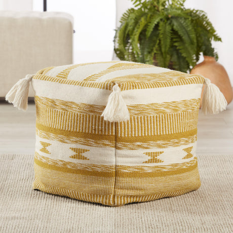Jaipur Living Tedik Indoor/ Outdoor Tribal Gold/ White Cube Pouf