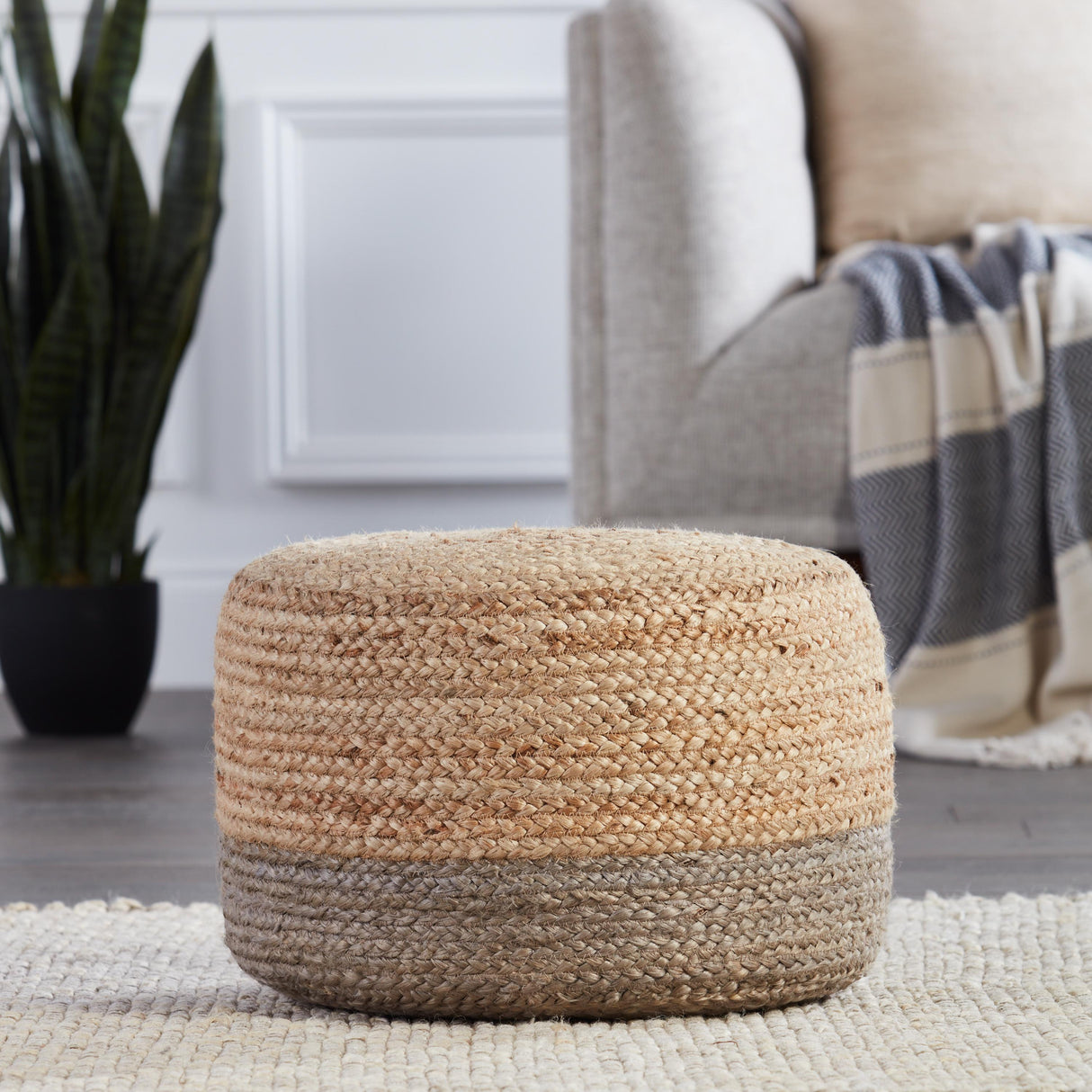 Jaipur Living Oliana Natural Ombre Taupe/ Beige Cylinder Pouf
