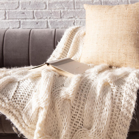 Jaipur Living Koen Ivory Knit Throw