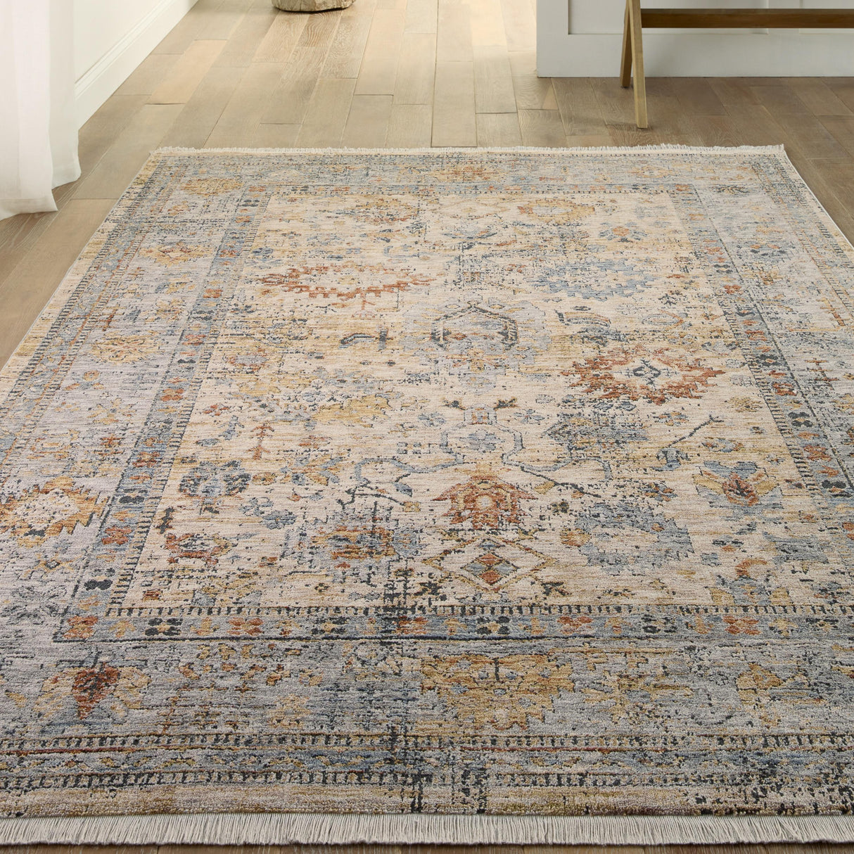 Jaipur Living Madison Floral Blue/ Beige Area Rug (8'X10')