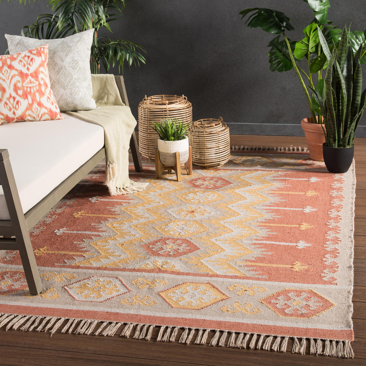 Jaipur Living Emmett Indoor/ Outdoor Geometric Orange/ Beige Area Rug (3'6"X5'6")