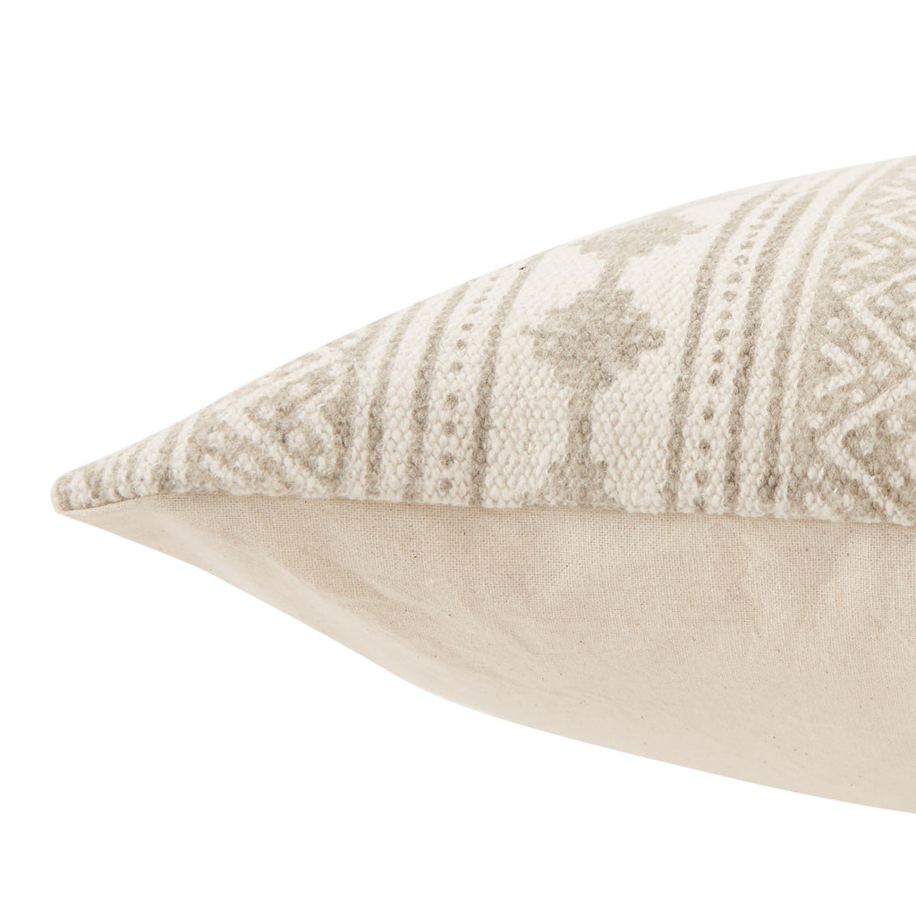 Vibe By Jaipur Living Ayami Tribal Gray/ Cream Pillow Cover (20" Square)