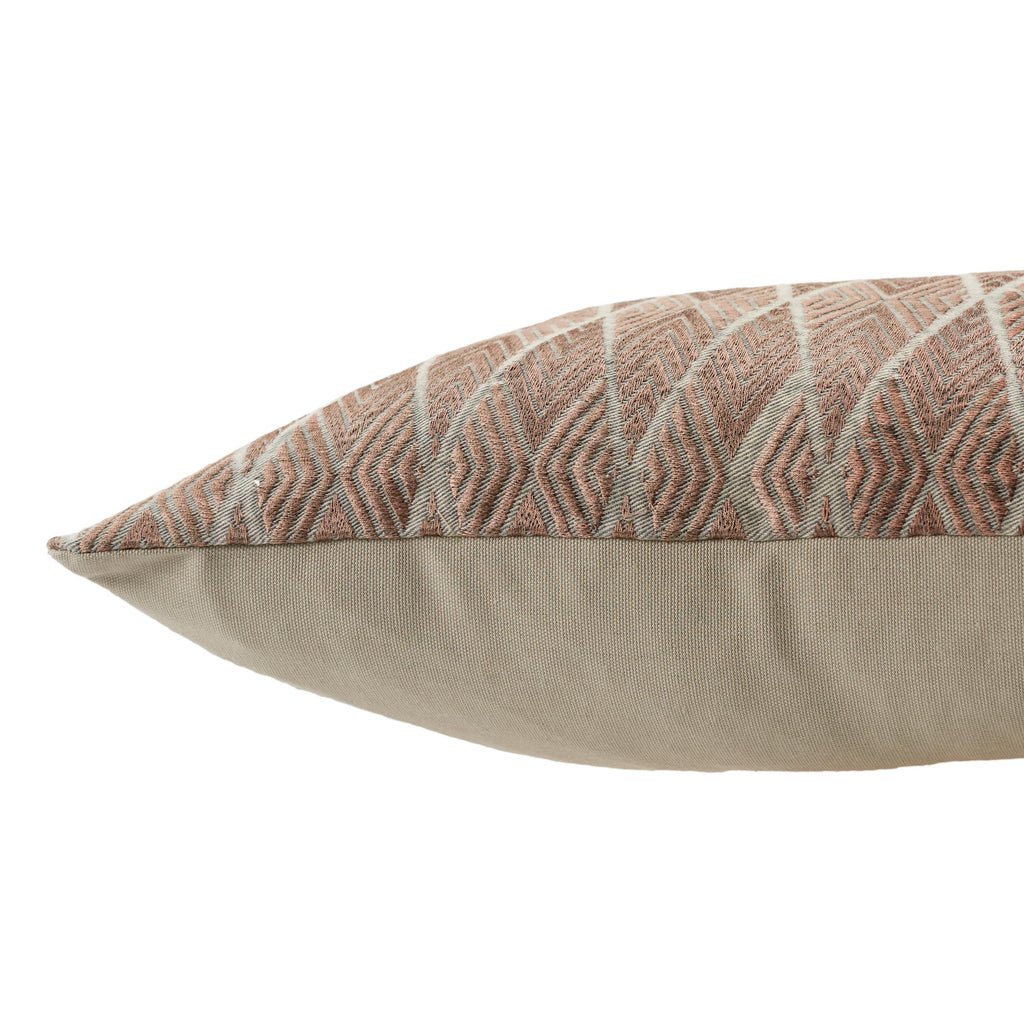 Jaipur Living Milton Geometric Bronze/ Gray Pillow Cover (16"X24" Lumbar)