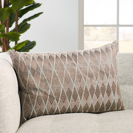 Jaipur Living Milton Geometric Bronze/ Gray Pillow Cover (16"X24" Lumbar)