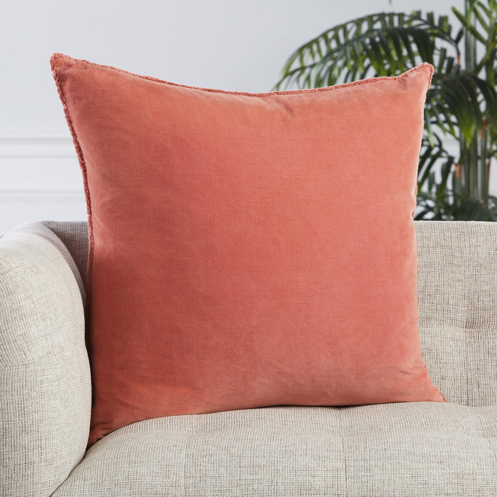 Jaipur Living Sunbury Solid Pink Pillow Cover (26" Square)