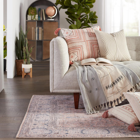 Jaipur Living Kadin Medallion Pink/ Blue Area Rug (5'X7'6")