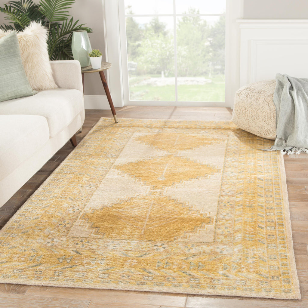 Jaipur Living Enfield Hand-Knotted Medallion Gold/ Gray Area Rug (8'X10')