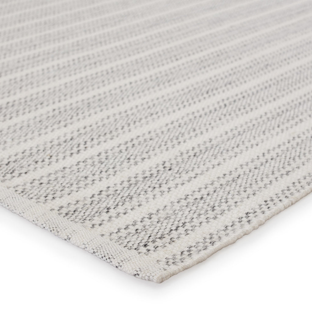 Jaipur Living Elis Indoor/ Outdoor Striped Light Gray/ Ivory Area Rug (8'X10')