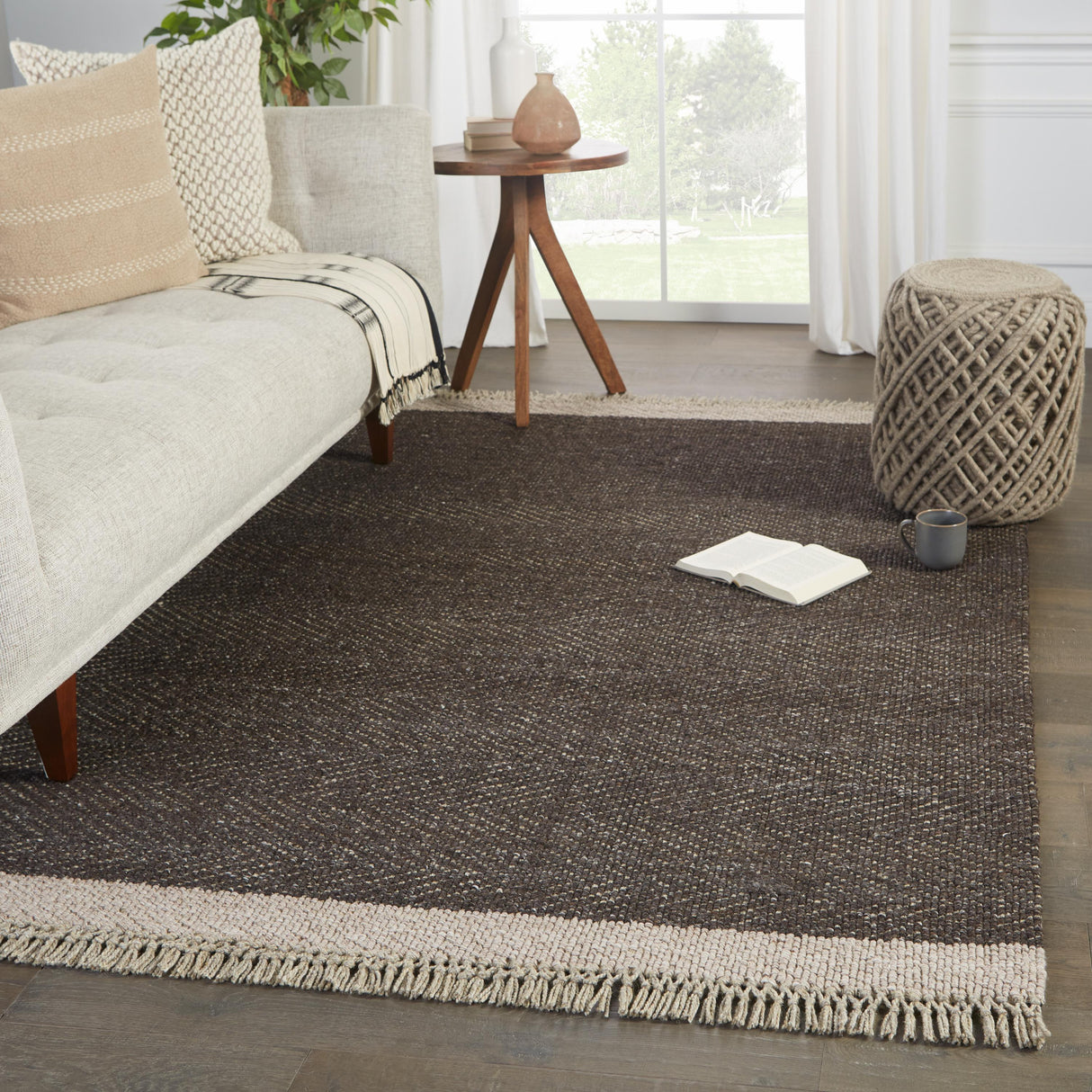 Jaipur Living Sunday Handmade Bordered Dark Gray/ Beige Area Rug (8'X10')