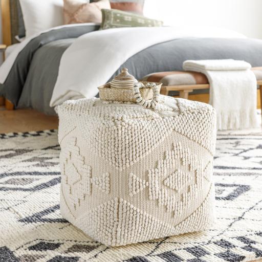 Surya Yolanda YLPF-001 Pouf